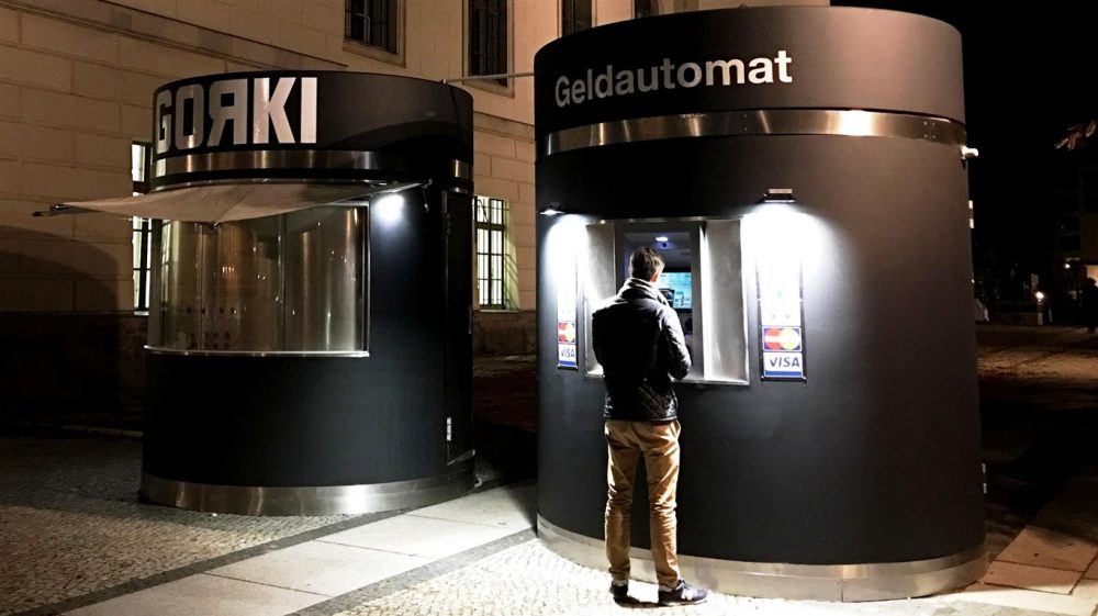 Veloform bboxx mobile ATM casing Reference Reisebank Berlin Gorki Theater